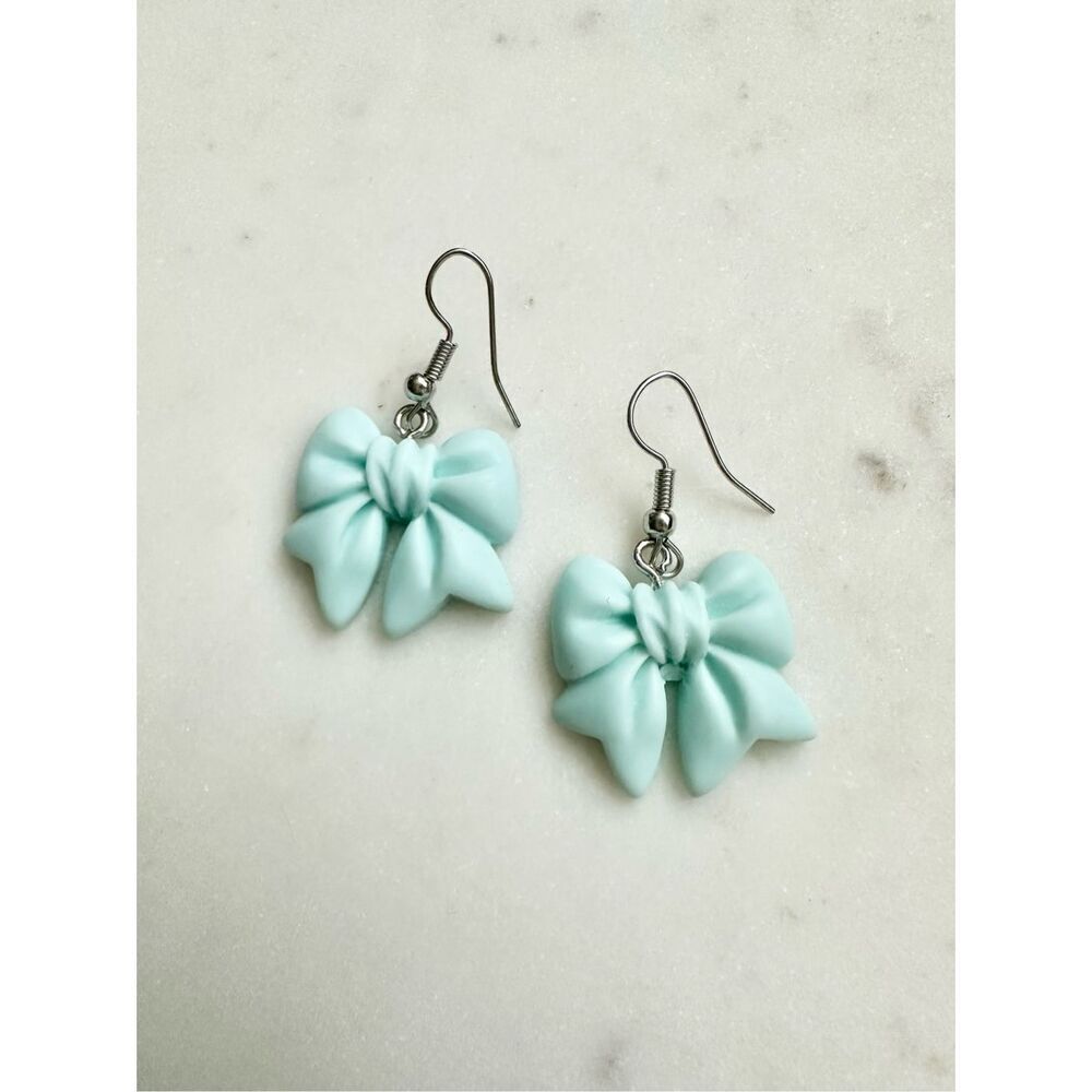 Blue cute bow dangle earrings